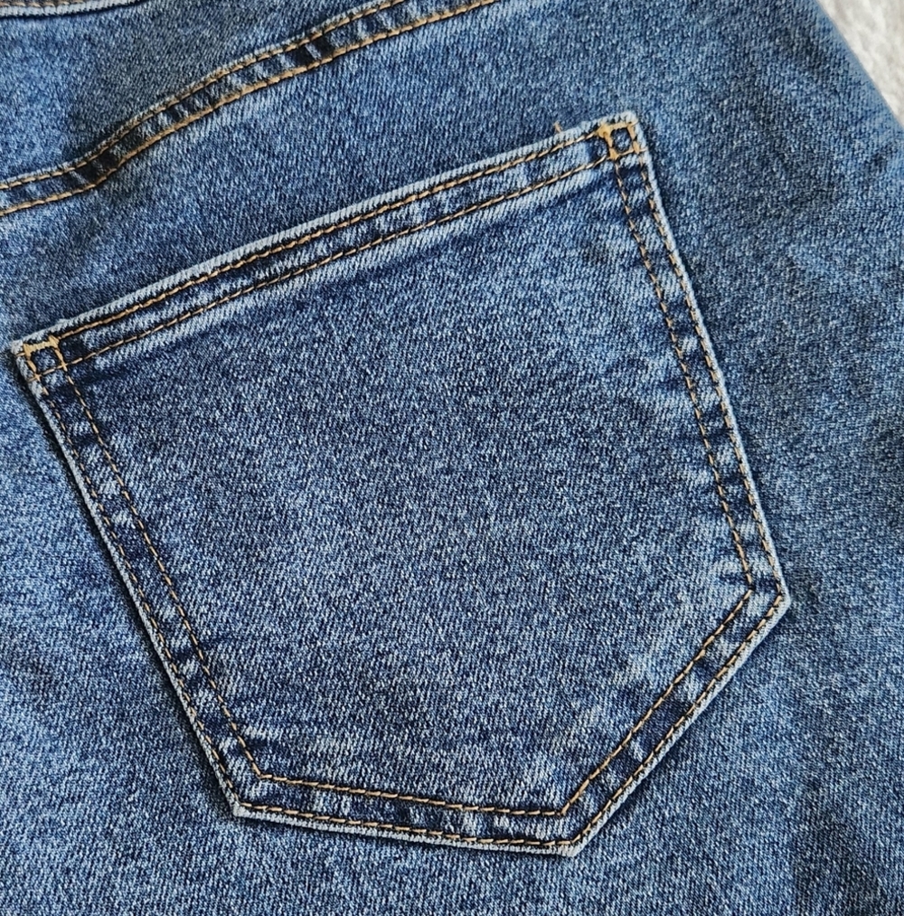 👖 No Boundaries Women’s Blue Denim High-Rise Shorts – Size 8, NWT - Picture 14 of 14
